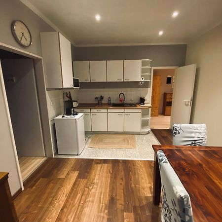 Apartamento Flat For Up To 4 People In Dresden-Striesen Exterior foto